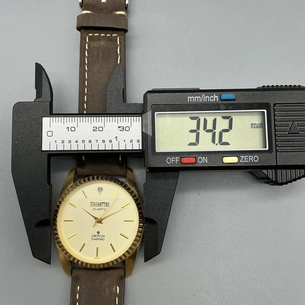 Croton Manhattan Mens Watch 34mm Champagne Dial Leather Diamond New Battery